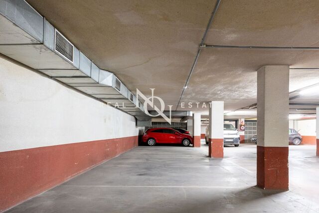 Parking for sale in El Carmen, València