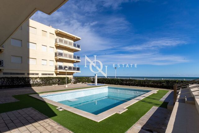 APARTMENT WITH VIEWS ON CALLE DE LOS RÍOS, MARENY BLAU, SUECA