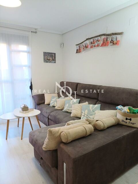 102 sqm duplex with pool, views and terrace for rent in Nou Campanar, València