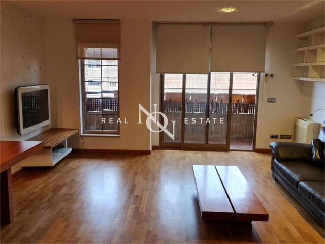 100 sqm flat for rent in Mestalla, València